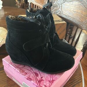 Black Wedged Lace Up Sneaker/Boot
